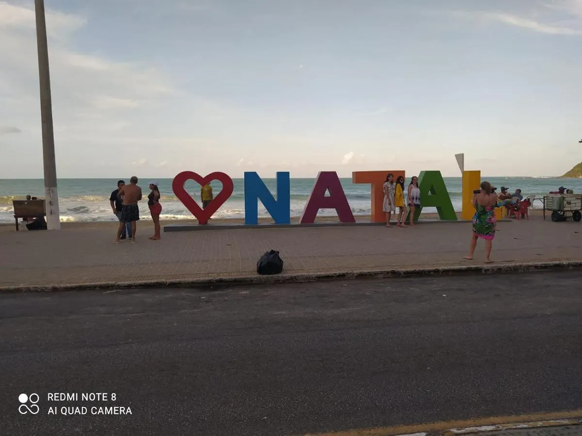 Confortavel Apartamento De 2 Quartos Para 5 Pessoas, Totalmente Mobiliado, Com Wifi E Netflix, Localizado A Uma Quadra Do Calcadao Da Praia De Ponta Neg,Ra, Predio Com Piscina, Churrasqueira E Portaria Virtual E Eletronica 24 Horas Daire Natal